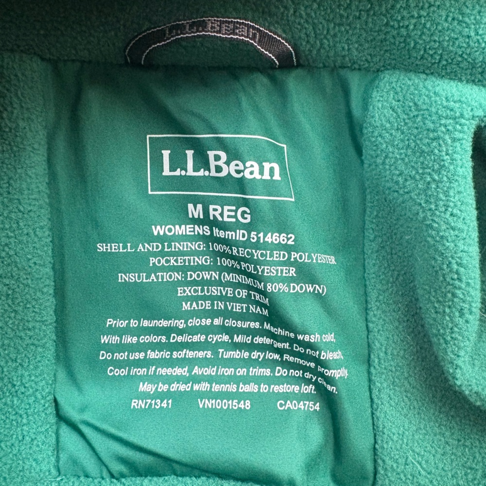 LL Bean Women’s Bean’s Down Hooded Jacket in Dark Pine - Picture 9 of 10